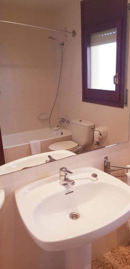 Hostal Braseria Tivissa Exteriér fotografie