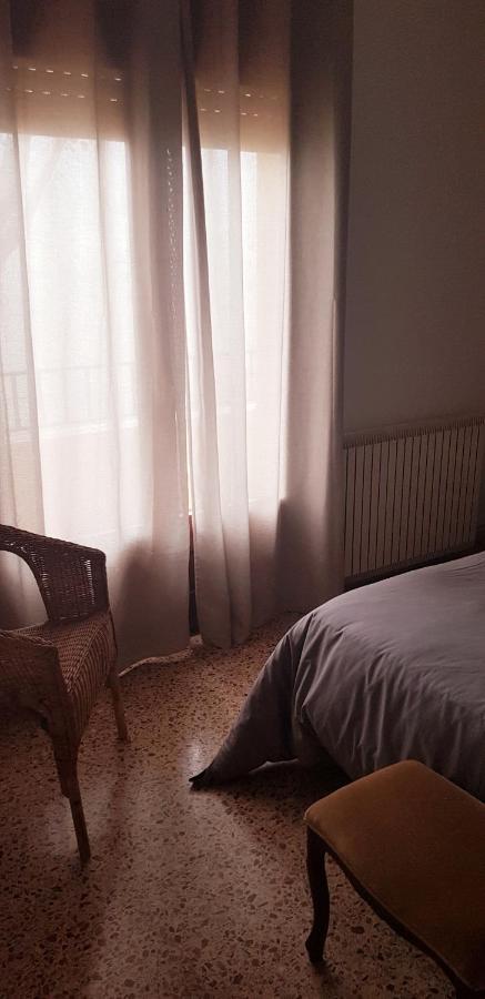 Hostal Braseria Tivissa Exteriér fotografie